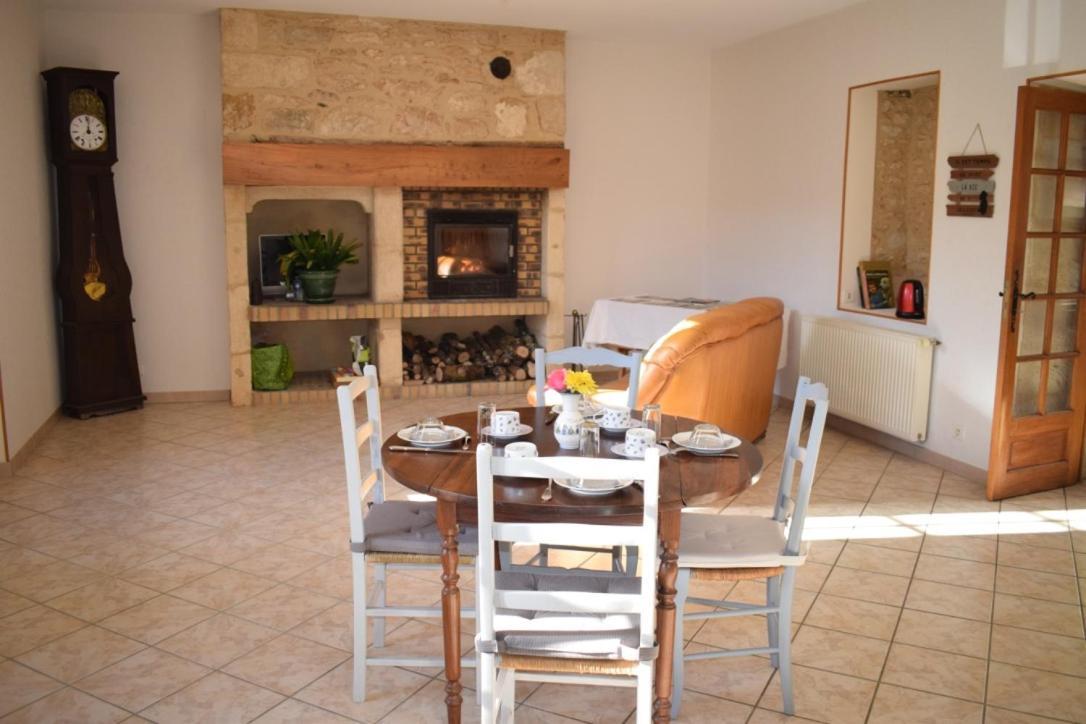 Chambre D'Hotes Auriac Du Perigord Екстериор снимка